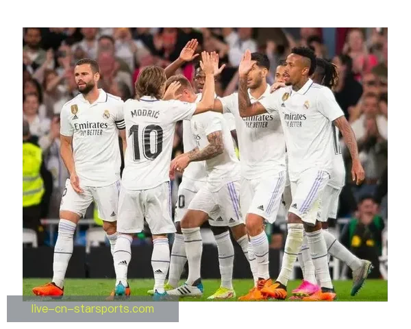 世纪德比再燃战火皇马巴萨巅峰对决牵动全球目光与荣耀与历史交织之夜 世纪德比再燃战火皇马巴萨巅峰对决牵动全球目光与荣耀与历史交织之夜